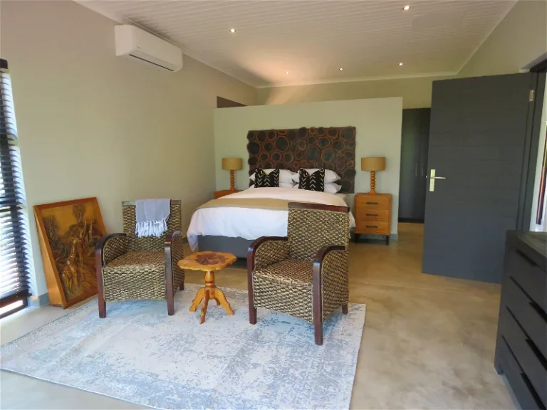 4 Day Wild Dog Guest Lodge Safari